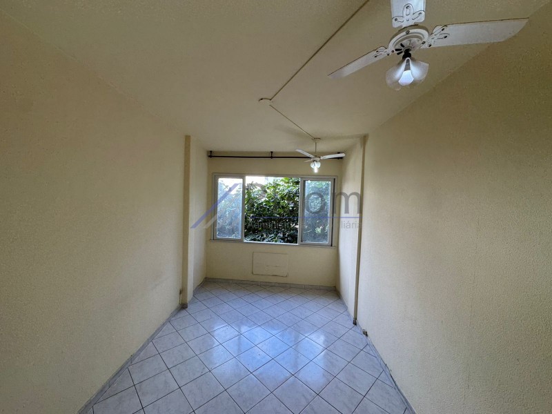 Apartamento à venda e aluguel com 3 quartos, 100m² - Foto 4